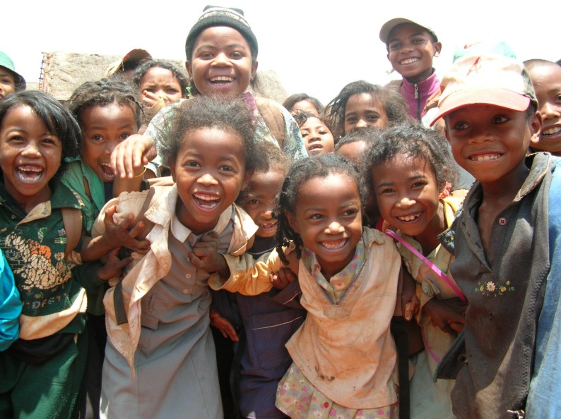 bambini del Madagascar